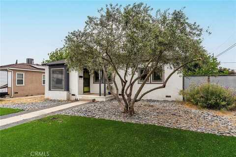 6557 Clybourn Avenue, North Hollywood, CA 91606