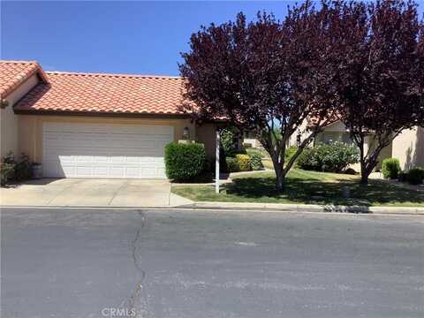 11562 Oak Street, Apple Valley, CA 92308