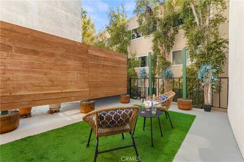 1045 N Kings Road, West Hollywood, CA 90069