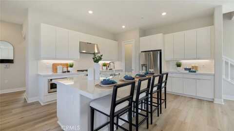 66 Dudley, Irvine, CA 92618