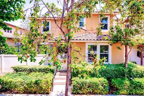 5764 Alcala Way, Riverside, CA 92505