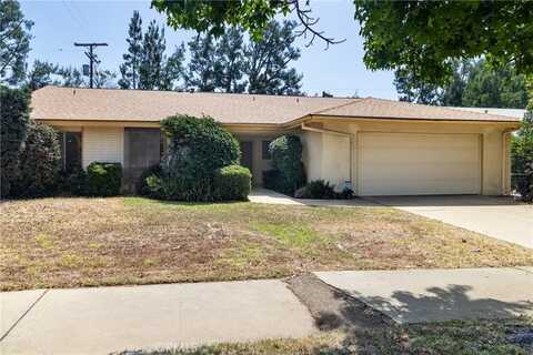 10140 Cozycroft Avenue, Chatsworth, CA 91311