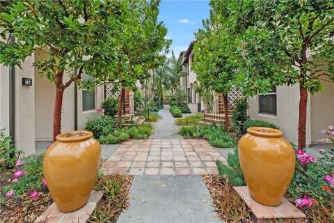 717 Spring Gdn, Irvine, CA 92618