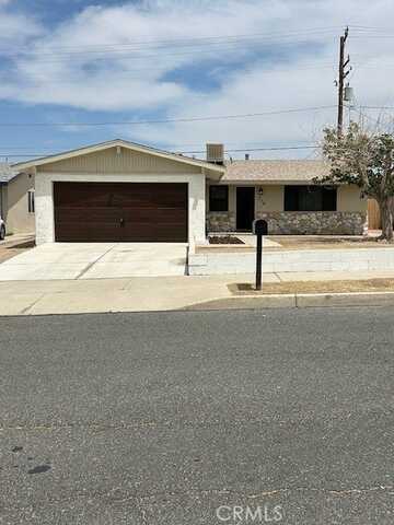 305 Higgins Road, Barstow, CA 92311