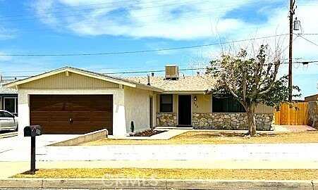 305 Higgins Road, Barstow, CA 92311