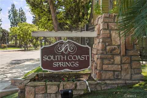 3690 S Bear Street, Santa Ana, CA 92704