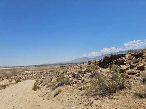 404 Gobar Rd., Lucerne Valley, CA 92356