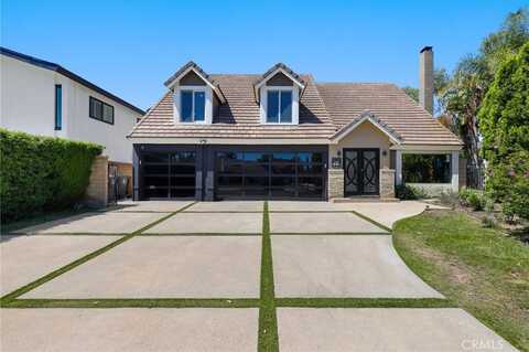 536 S Circulo Lazo, Anaheim Hills, CA 92807