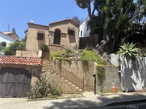 919 Dexter Street, Los Angeles, CA 90042