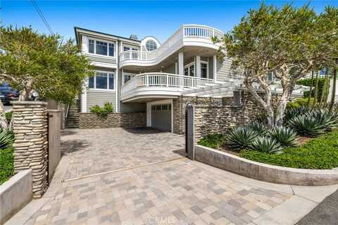 111 Brooks, Laguna Beach, CA 92651