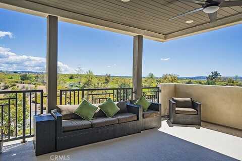 227 Stellar, Irvine, CA 92618
