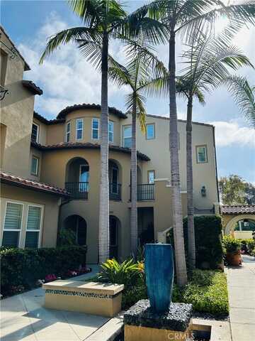 7988 Aldea Circle, Huntington Beach, CA 92648