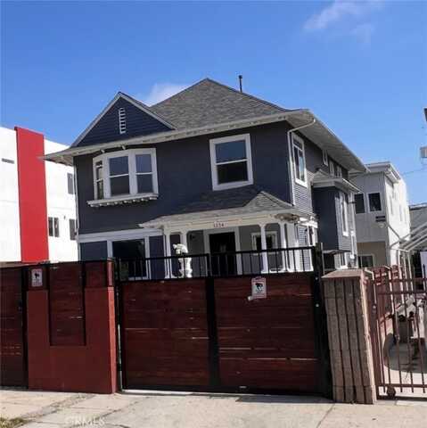 1222 W 35th Street 1/2, Los Angeles, CA 90007