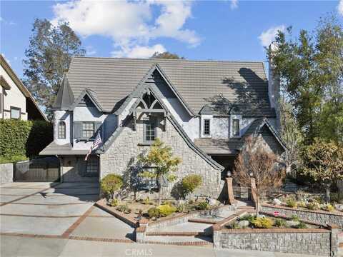 24537 Peachland Avenue, Newhall, CA 91321