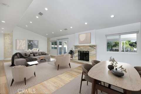5796 Fairhaven Avenue, Woodland Hills, CA 91367