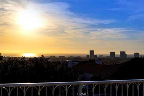 11 Montpellier, Newport Beach, CA 92660