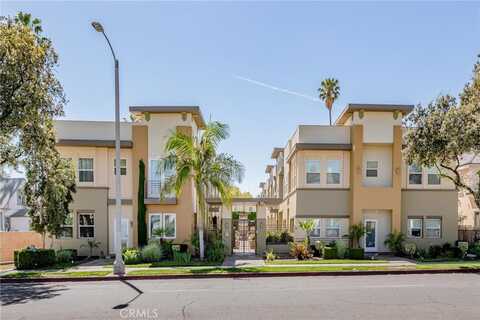 441 N Los Robles Avenue, Pasadena, CA 91101