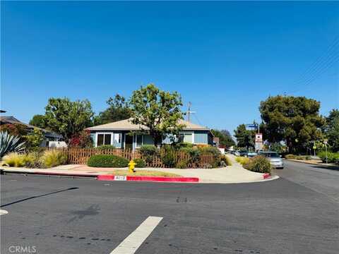 6002 Greenbush Avenue, Valley Glen, CA 91401