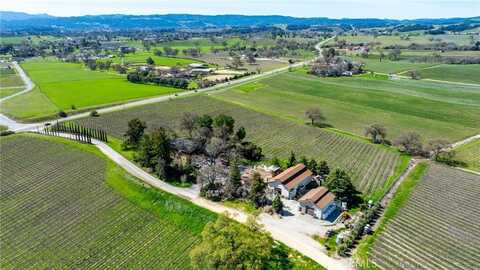 2023 Twelve Oaks Drive, Paso Robles, CA 93446
