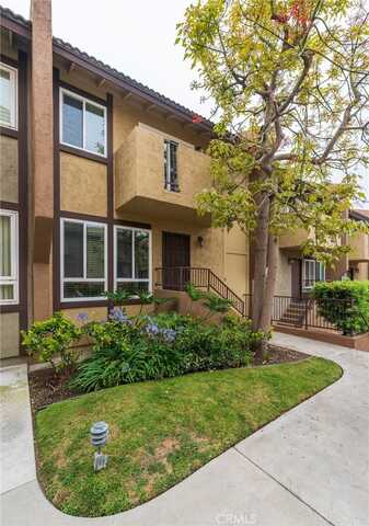 2254 Gaviota Avenue, Signal Hill, CA 90755