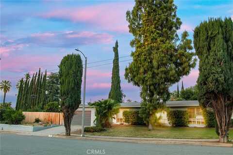 615 Monterey Street, Redlands, CA 92373