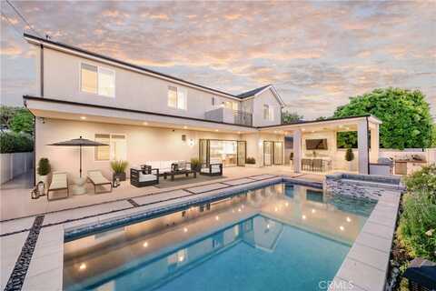 11385 Baskerville Road, Rossmoor, CA 90720