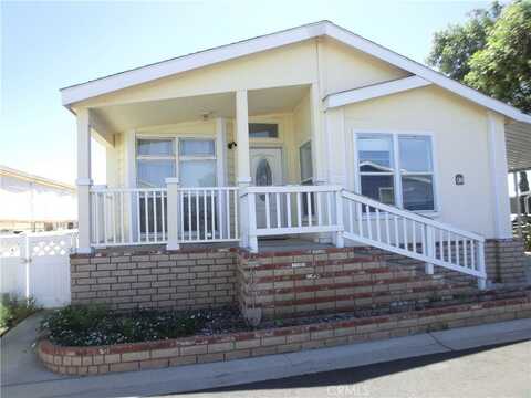 20843 Waalew Road, Apple Valley, CA 92307