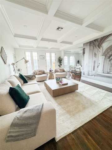 1835 Pandora Avenue, Los Angeles, CA 90025