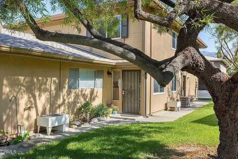 1041 W Calle De La Luna, Azusa, CA 91702