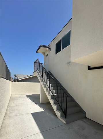 7728 Laurel Canyon Boulevard 1/2, North Hollywood, CA 91605