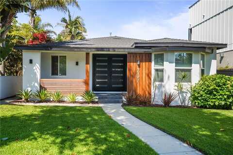 707 Sapphire Street, Redondo Beach, CA 90277