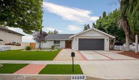 22282 Canones Circle, Saugus, CA 91350