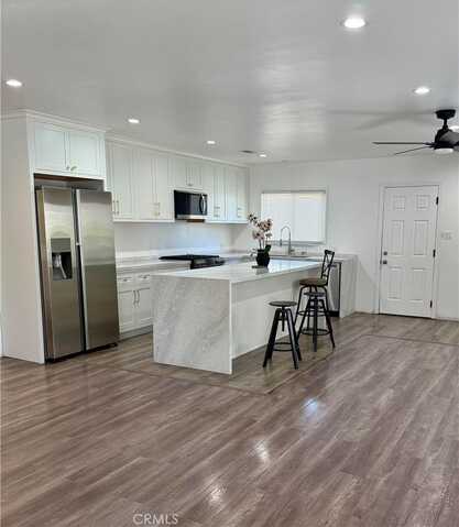 5655 Topeka Drive, Tarzana, CA 91356