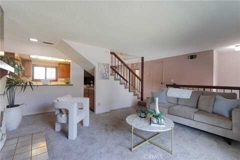 949 W Imperial Boulevard, La Habra, CA 90631