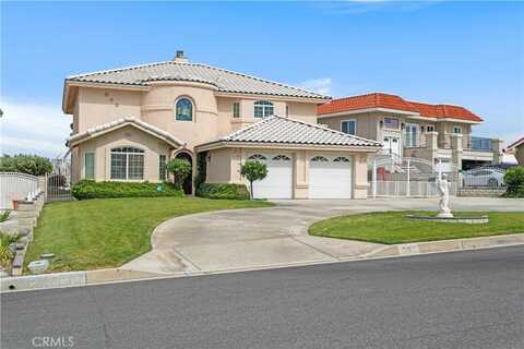 13315 Palos Grande Drive, Victorville, CA 92395