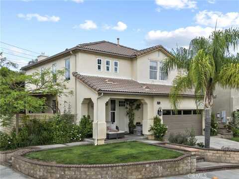19969 Via Joyce Drive, Saugus, CA 91350