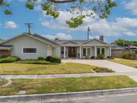 3340 Hillrose Dr, Rossmoor, CA 90720