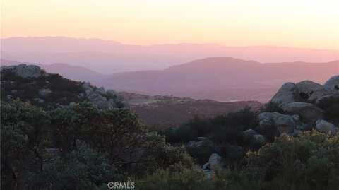 824 Rocky Ridge Court, Aguanga, CA 92536