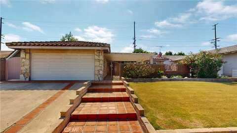 17573 Santa Cristobal Street, Fountain Valley, CA 92708