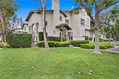 19 Tierra Montanosa, Rancho Santa Margarita, CA 92688