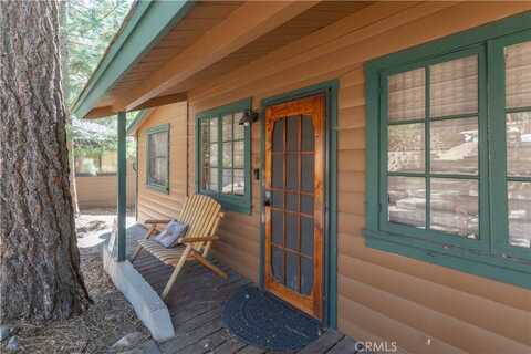 796 Silver Tip Drive, Big Bear Lake, CA 92315