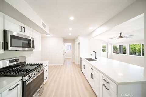 28610 Portsmouth Drive, Menifee, CA 92586