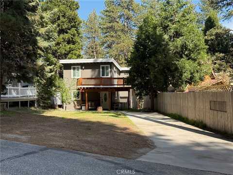2557 Whispering Pines Dr, Running Springs, CA 92382