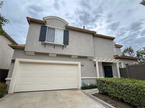 17 Poppyfield Lane, Rancho Santa Margarita, CA 92688