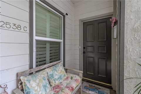 2538 W Macarthur Boulevard, Santa Ana, CA 92704