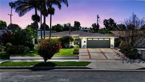 2924 Royal Palm Drive, Costa Mesa, CA 92626