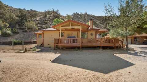 7965 Sand Canyon Road, Wrightwood, CA 92397