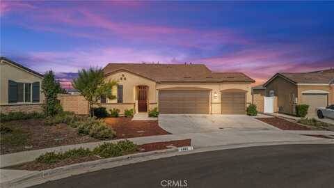 1987 Rodeo Drive, Hemet, CA 92545