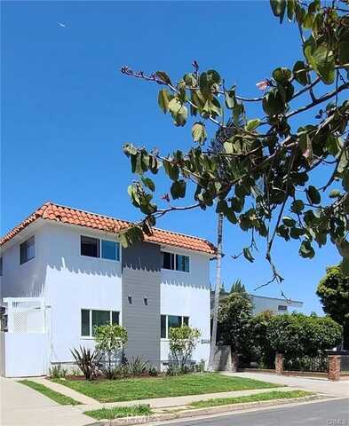 12495 Greene Avenue, Los Angeles, CA 90066