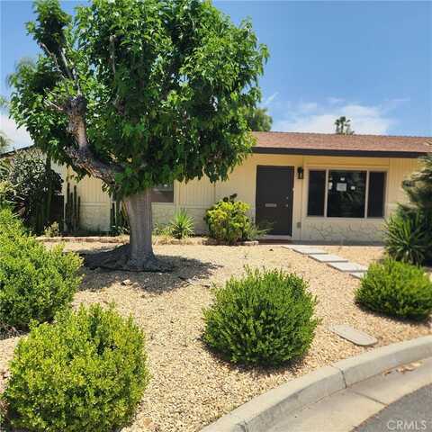 560 Palmer Drive, Hemet, CA 92543